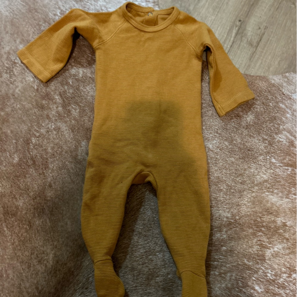 L’ovedbaby Ribbed One-Piece Romper in Mustard Yellow 0-3 month